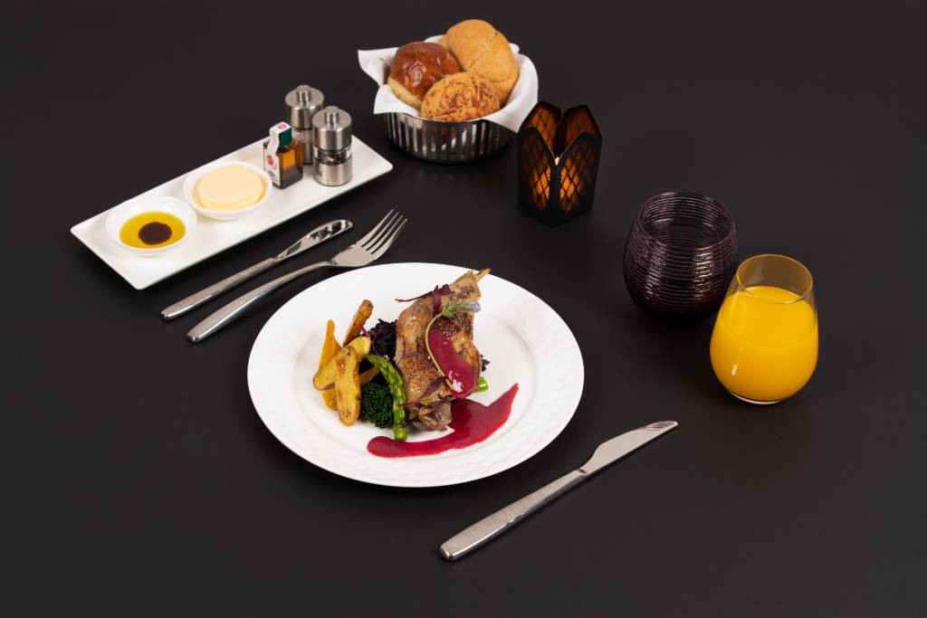 The Complete Guide to Qatar Airways First Class